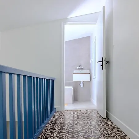 Lux Ph Gem 3br 200m Palais And *